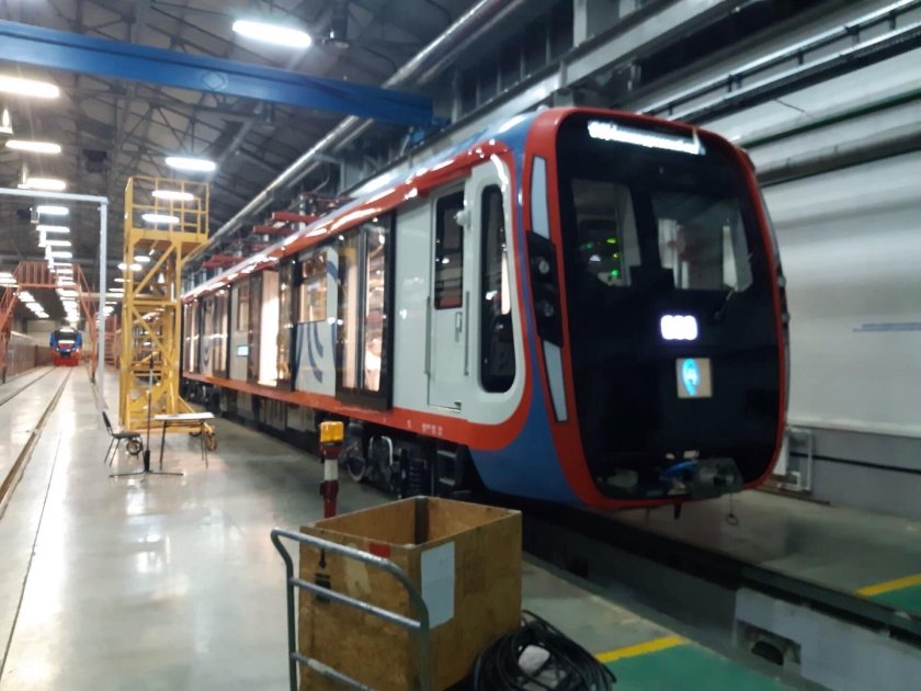 Вагон метро 81-775/776/777