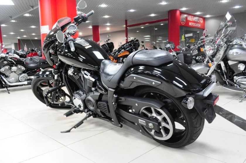 Yamaha Stryker 1300