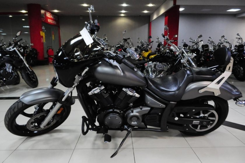 Yamaha XVS 1300