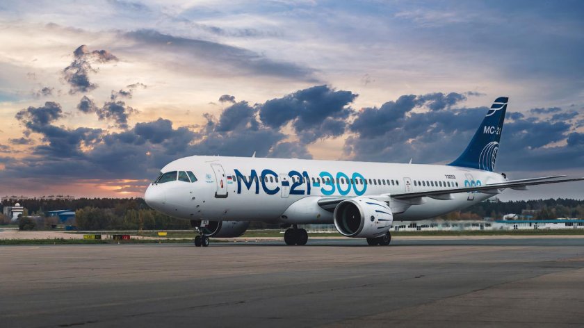 МС-21 пассажирский самолёт