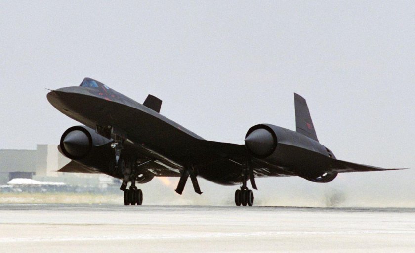 Самолет SR-71 Blackbird