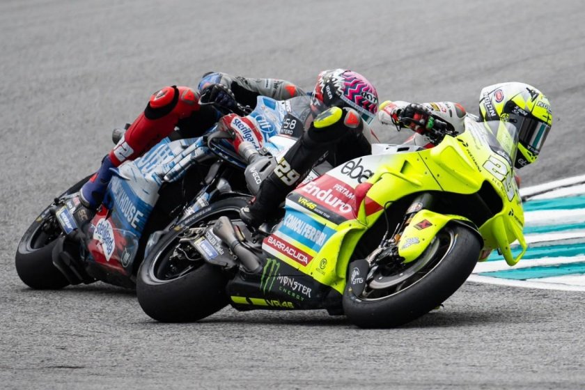 Superbike racing