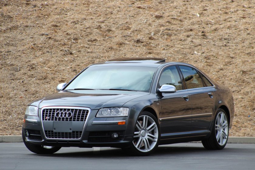 Audi s8 2007
