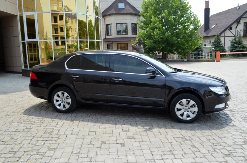 Шкода Суперб 2012