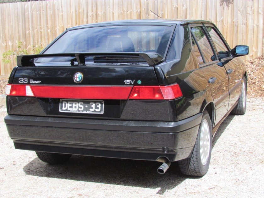 Alfa romeo 33 1990