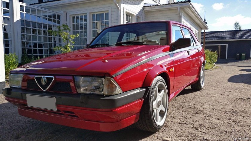 Alfa romeo 75