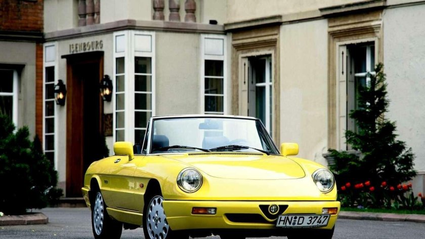 Alfa Romeo Spider 115