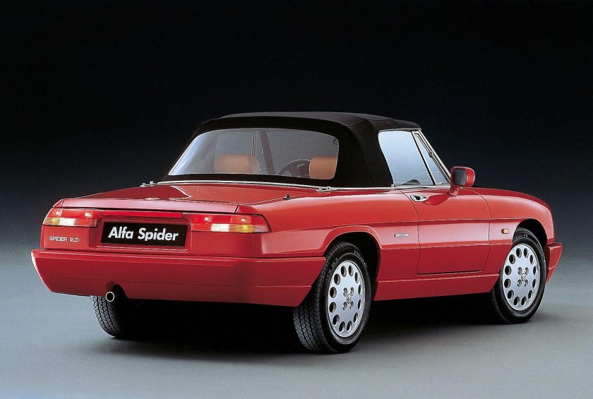 Alfa romeo spider 2.0