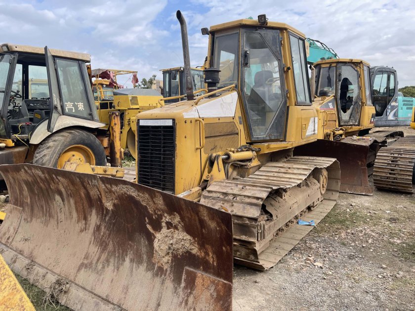 Бульдозер caterpillar d5