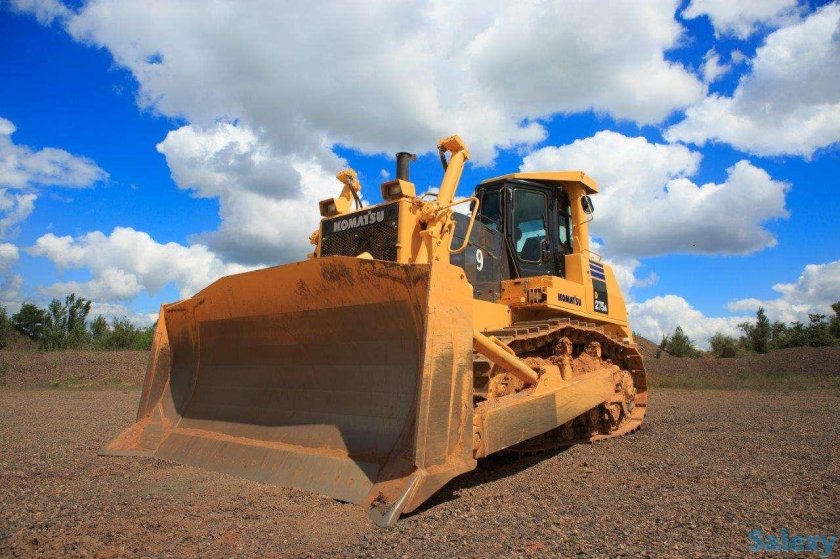 Большой бульдозер