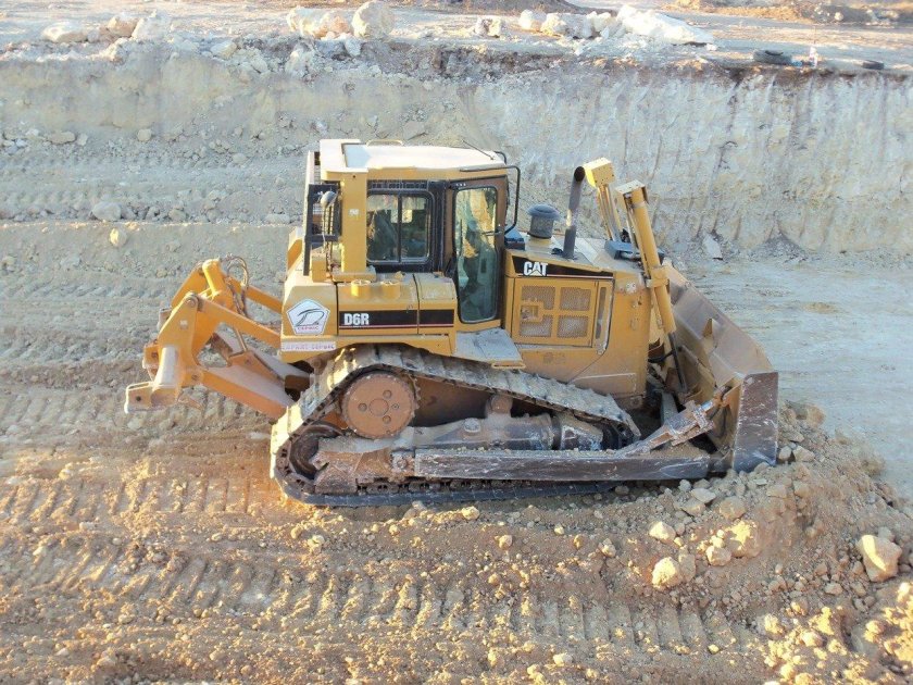 Caterpillar Бульдозеры рыхлитель