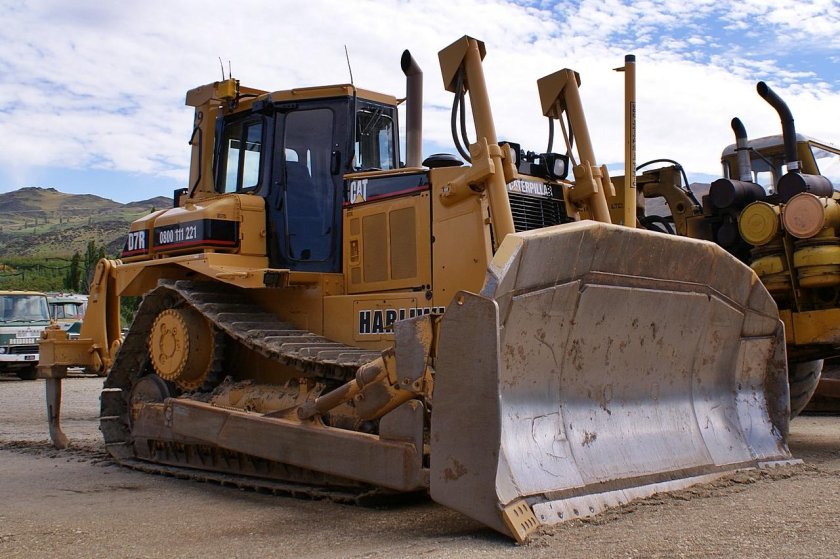 Бульдозер Cat d7r