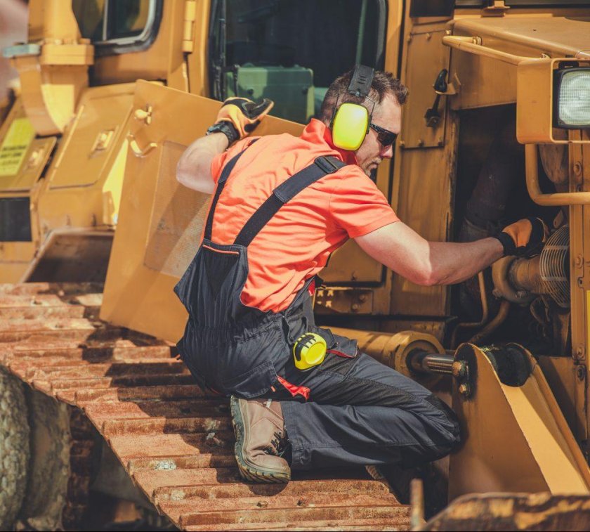 Техническое обслуживание бульдозера