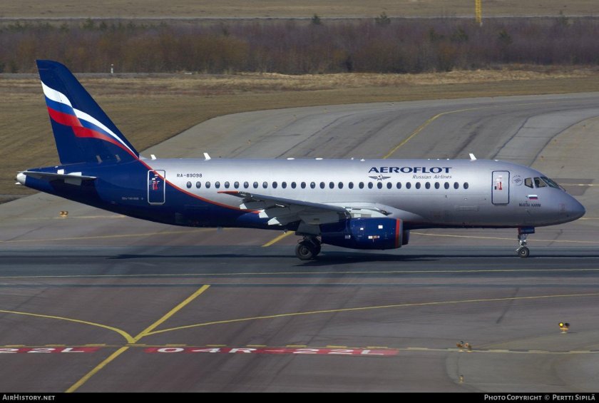 Superjet 100-95