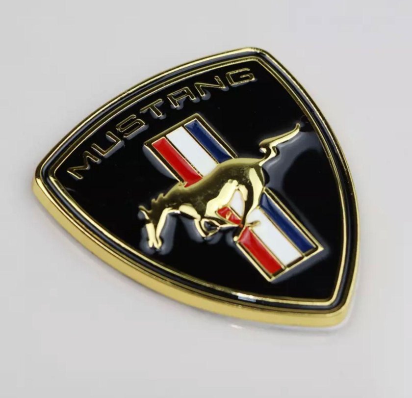 Мустанг шильдик