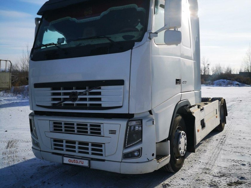 Тягач вольво