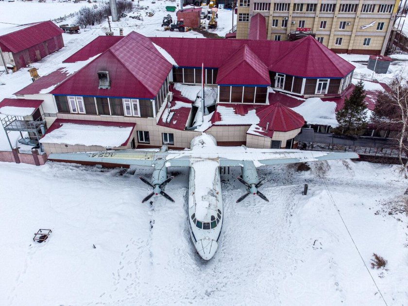 Кафе самолет на трассе м4 дон