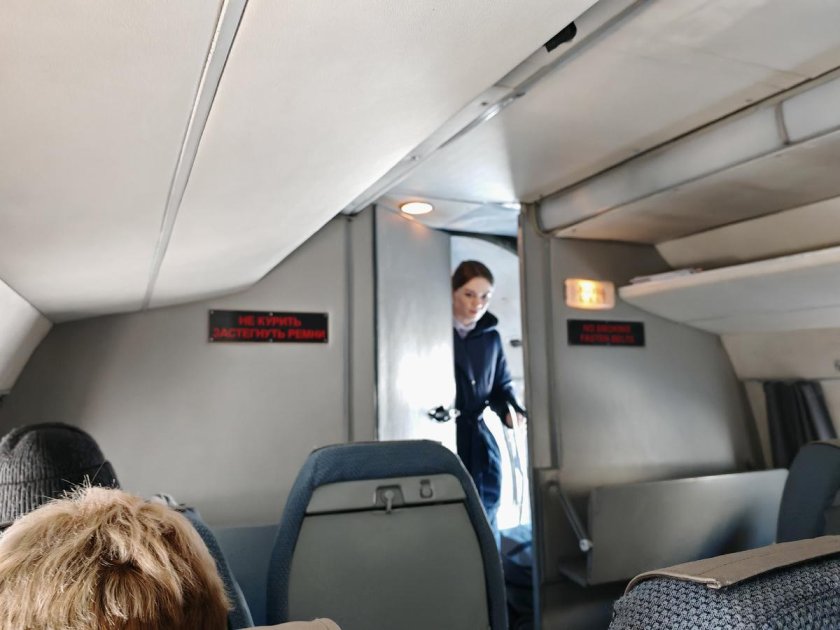 Ту-204 пассажирский самолёт салон