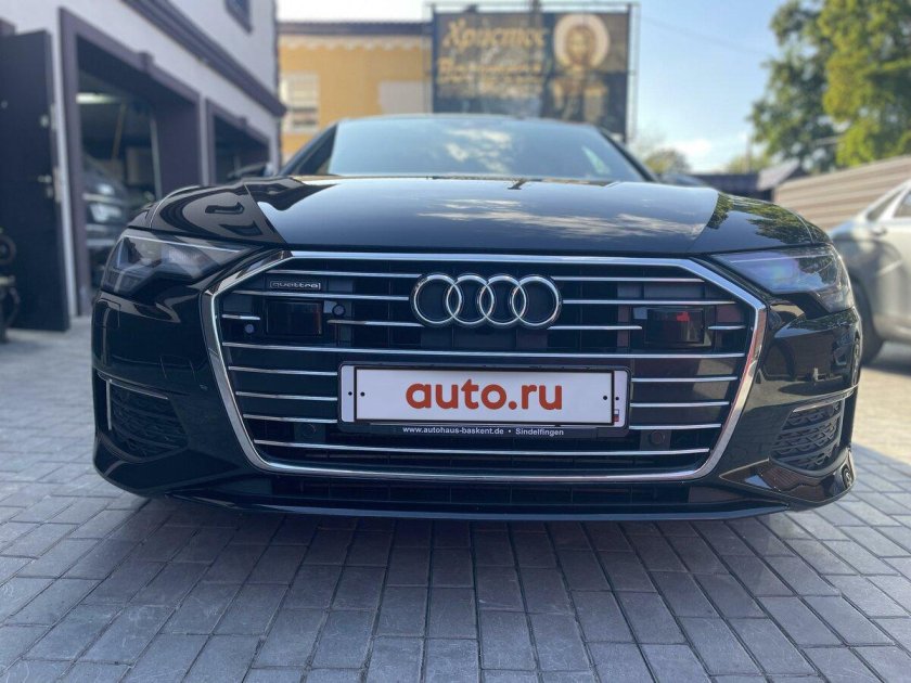 Ауди седан черный