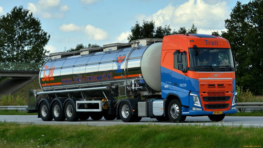 Volvo FH бензовоз