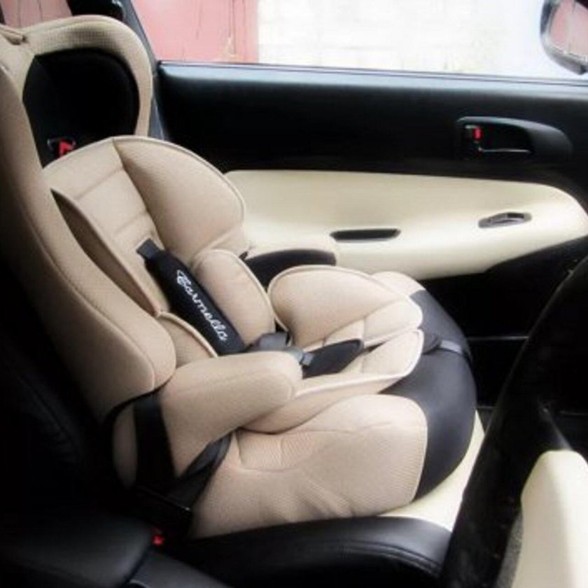 Детское автокресло на переднее сиденье