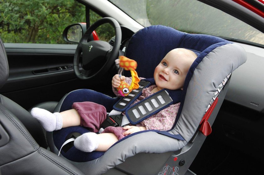 Детское кресло в машину до какого возраста