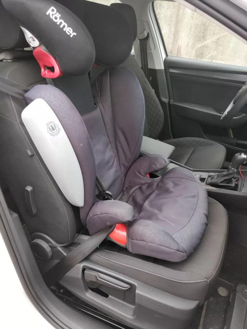 Isofix Skoda Superb 2011