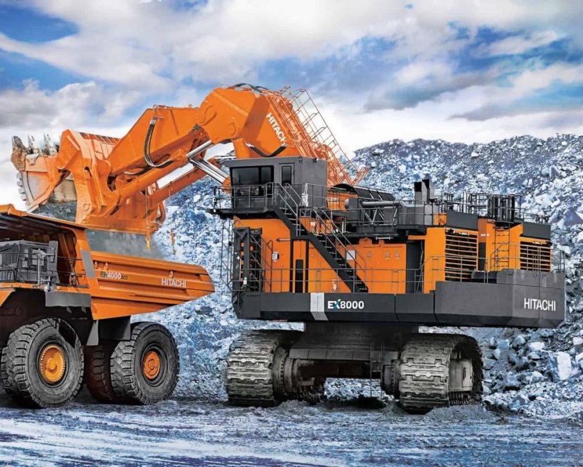 Hitachi ex8000