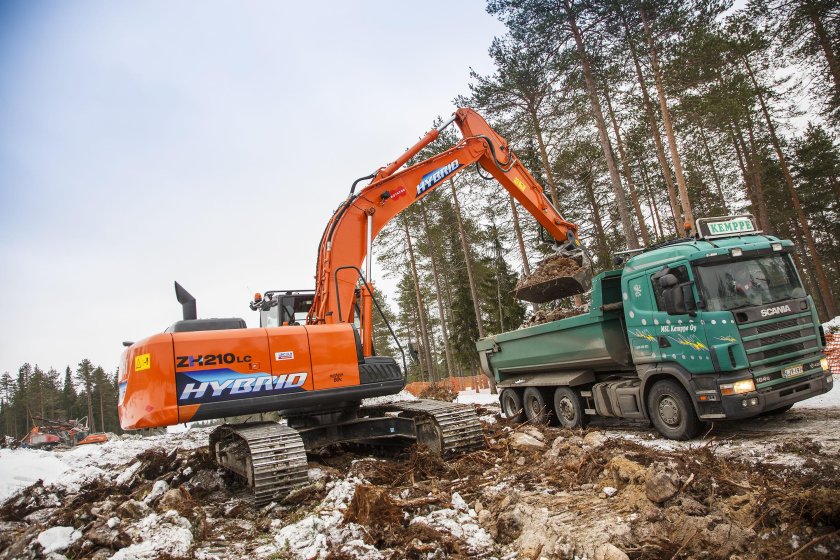 Hitachi 210 экскаватор