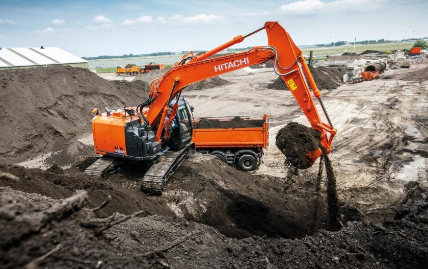 Хитачи 225 экскаватор