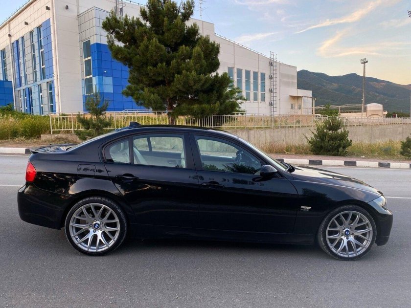 БМВ тройка 2006