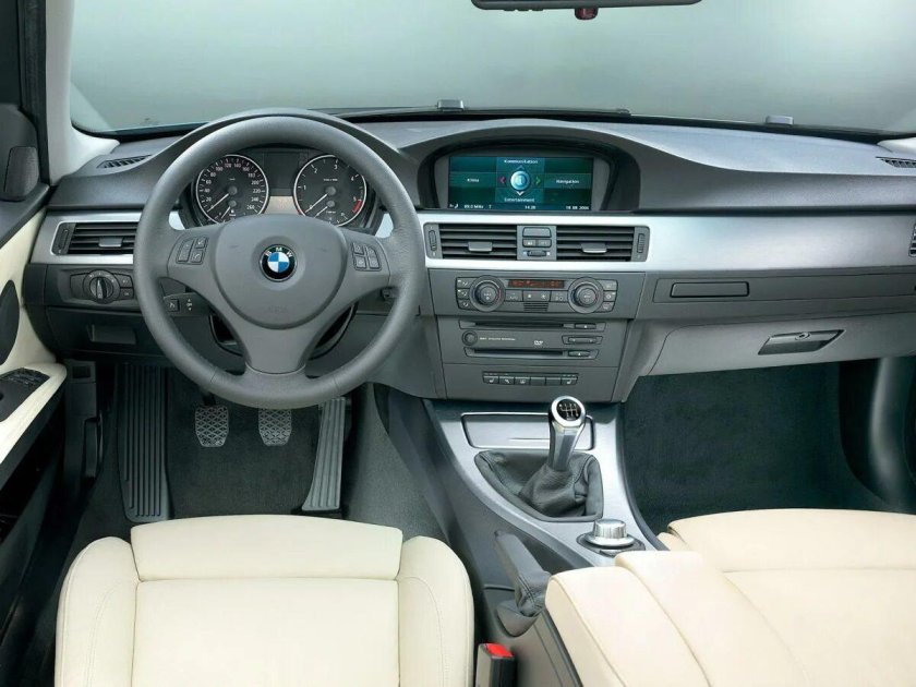 BMW 320d седан