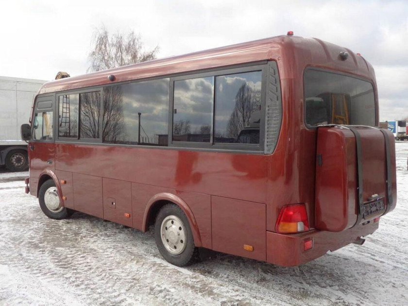 Хендай Кантри автобус