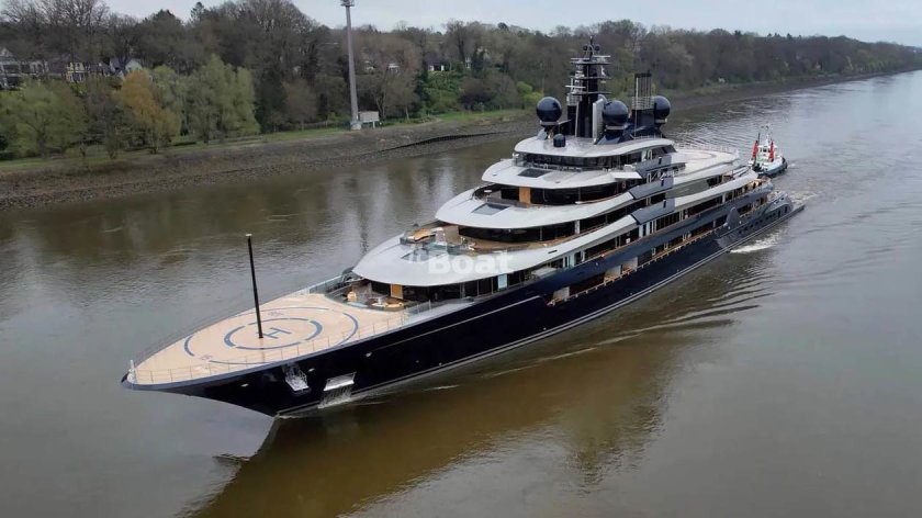 Яхта lurssen tis
