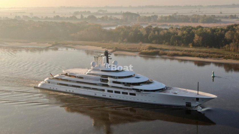 Яхта Lurssen