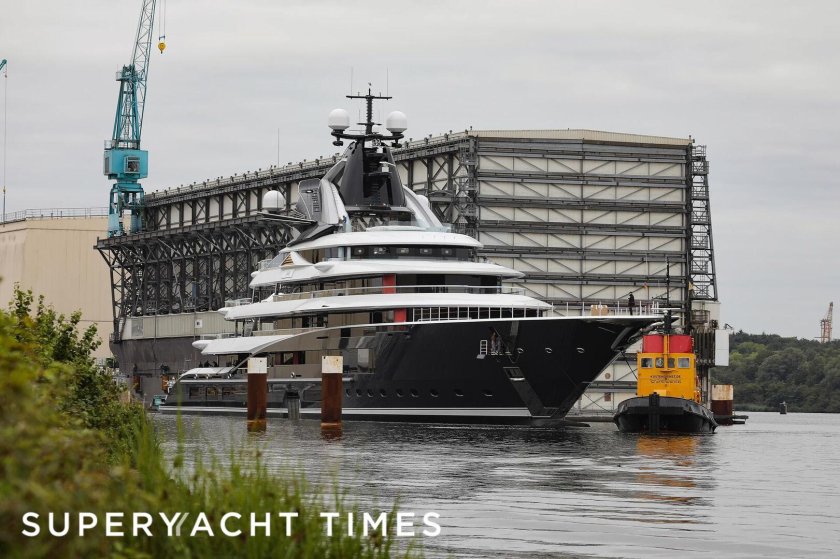 Лурссен построил быстроходный паром класса Ambulu.