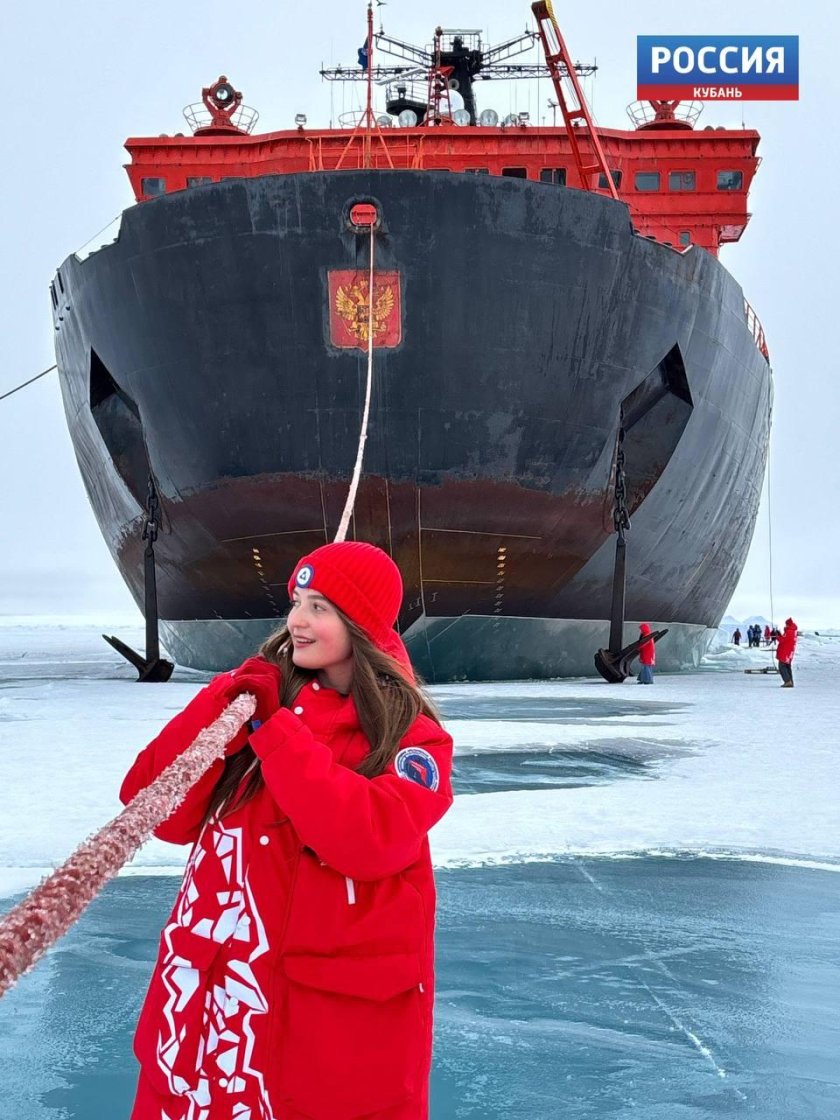 Экспедиция на северный полюс ледоколе
