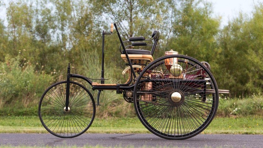 Автомобиль Карл Бенц 1885 год