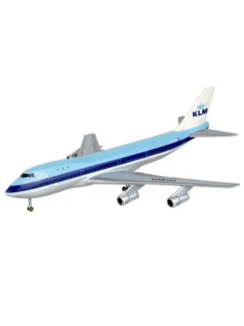 Модель самолета Боинг 747