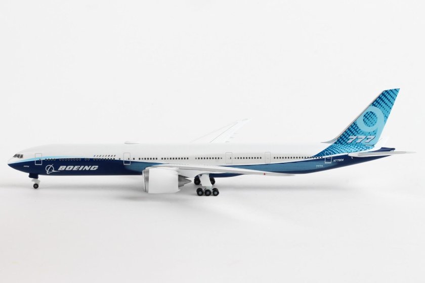 Boeing 777-500