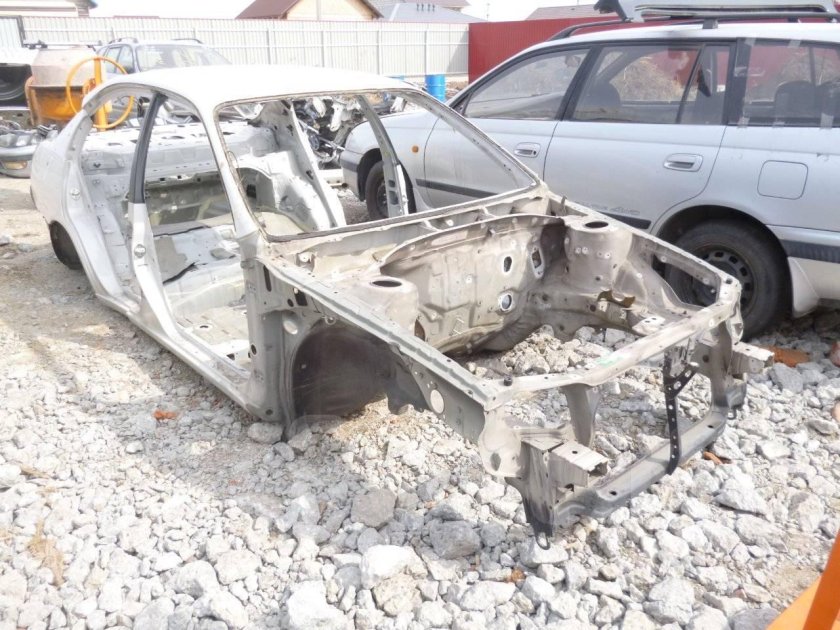 Голый кузов Тойота