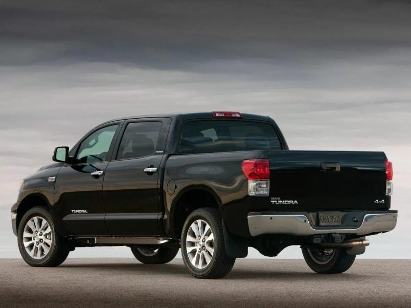 Toyota Tundra 2010