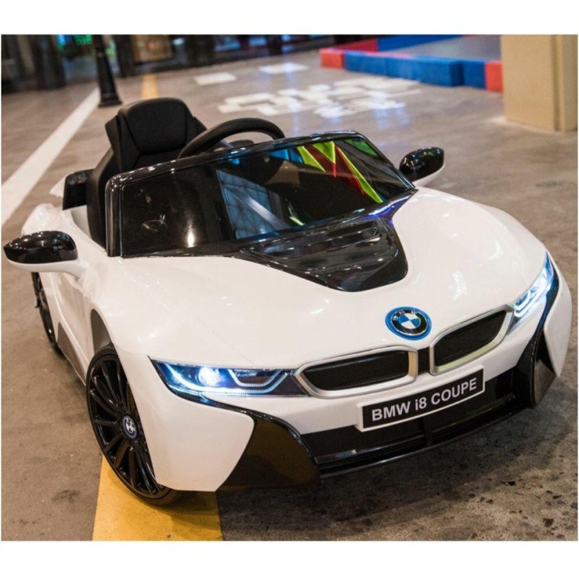 БМВ электрокар i8