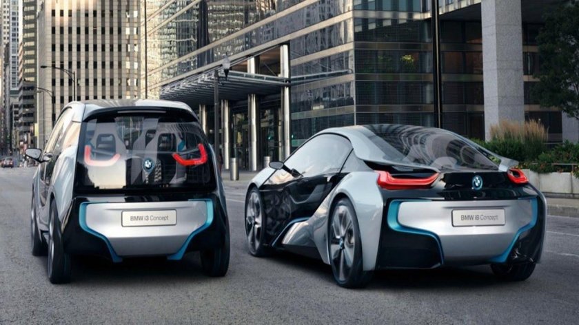 Электрокары BMW i8