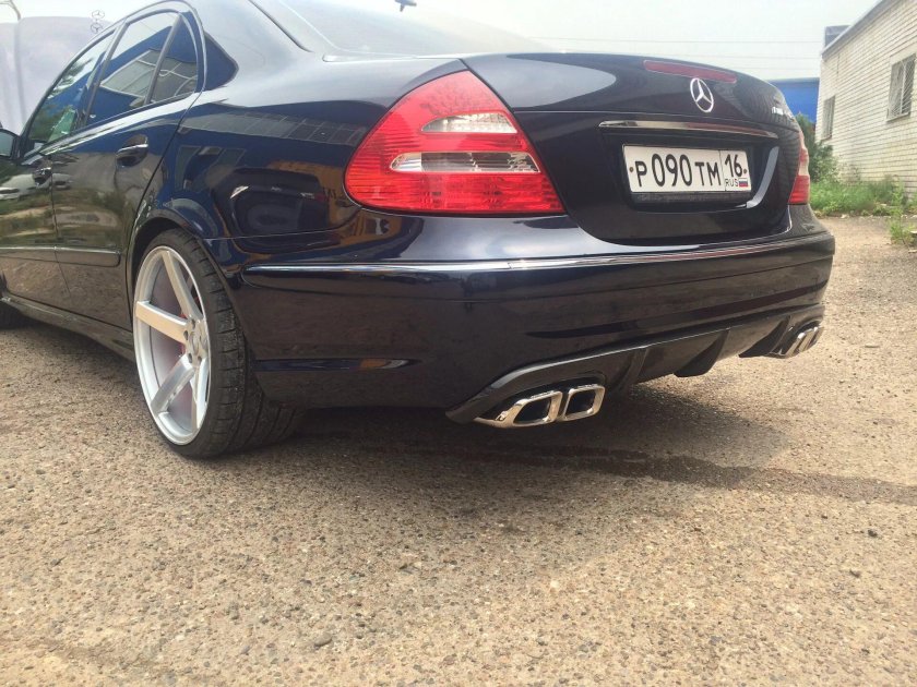 Мерседес w211 AMG