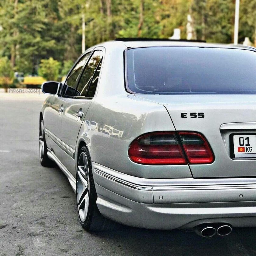 Мерседес w210 e55 AMG