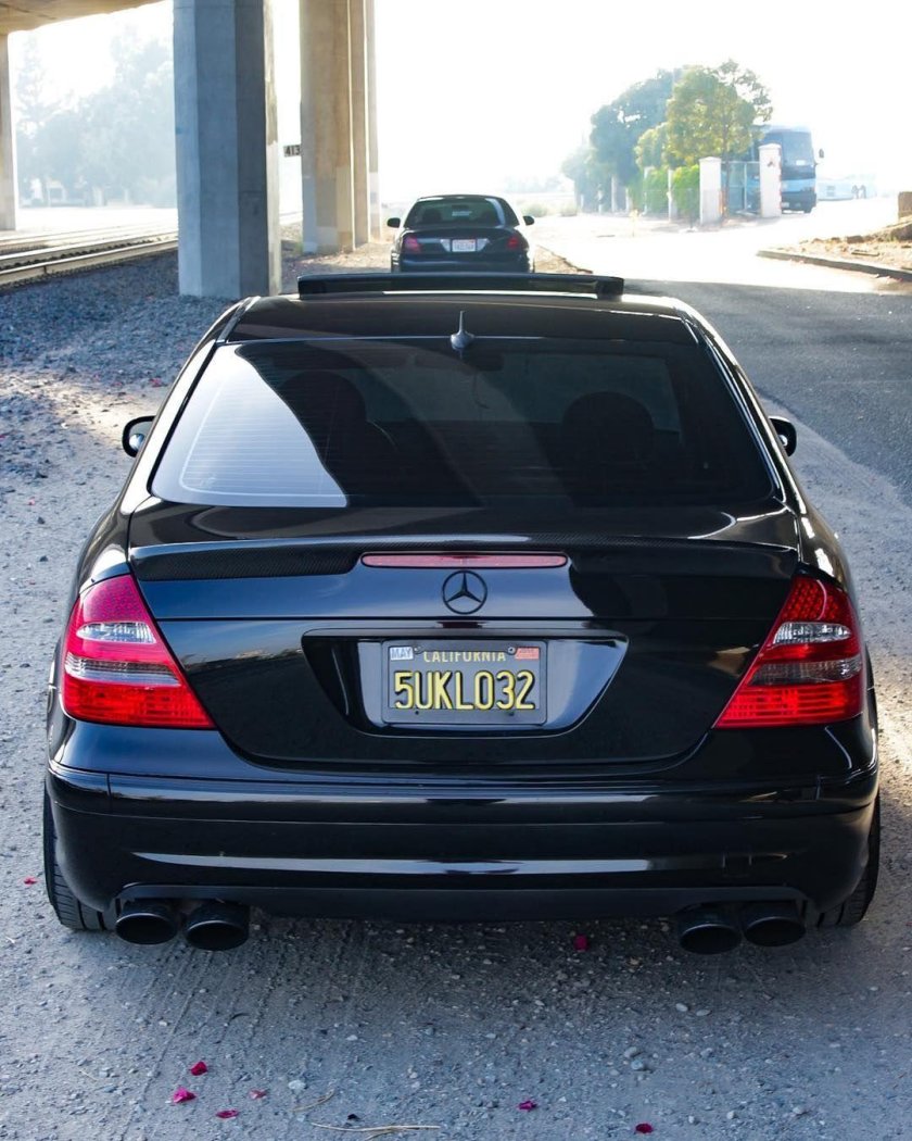 Мерседес w211 AMG