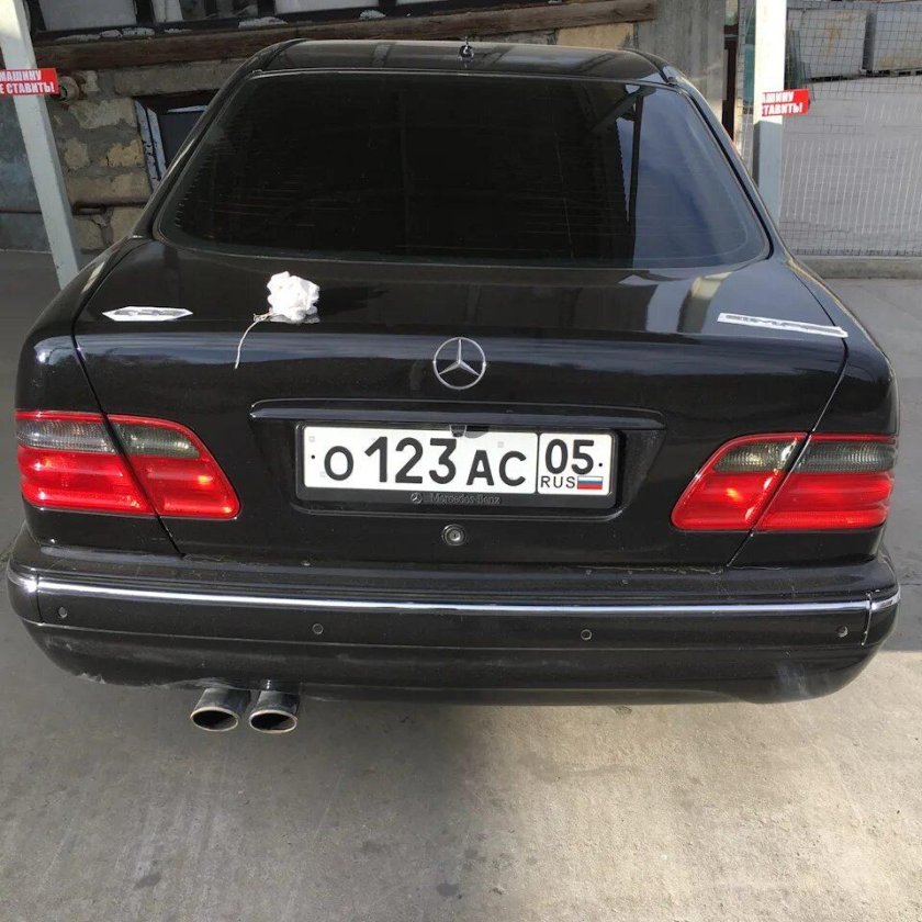 Mercedes benz e 55 amg