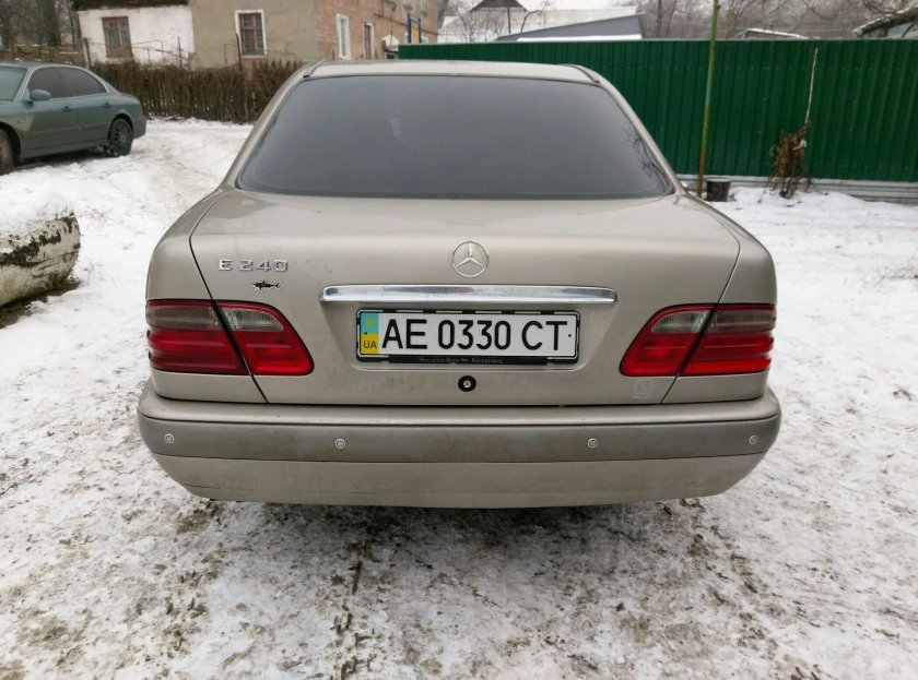 Мерседес w210 сзади