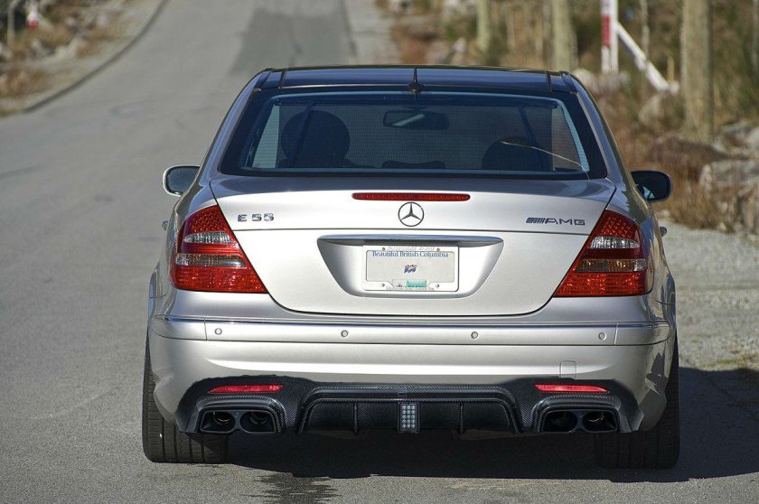 Mercedes Benz e63 AMG w211